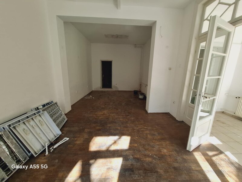 Obor, spatiu comercial la 5 minute pana la gura de metrou.